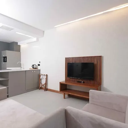 Ertan Otel Çeşme