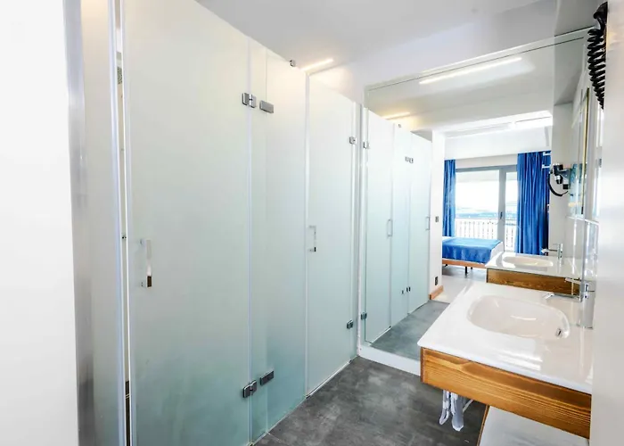 מלון Ertan Çeşme